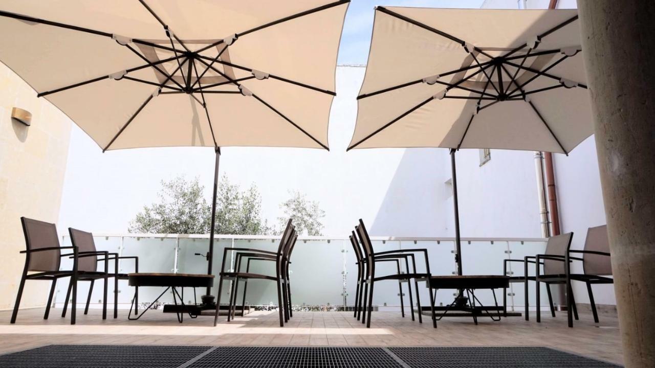 מלון פוג'ארדו Palazzo Circolone מראה חיצוני תמונה